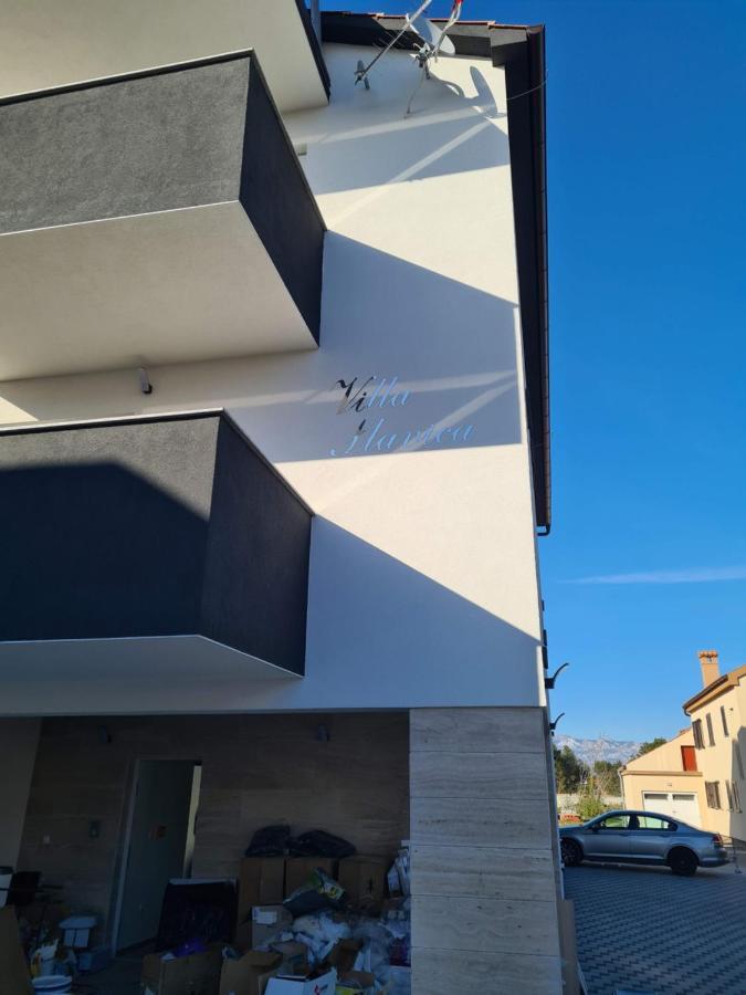 Vila Slavica Vir Exterior foto