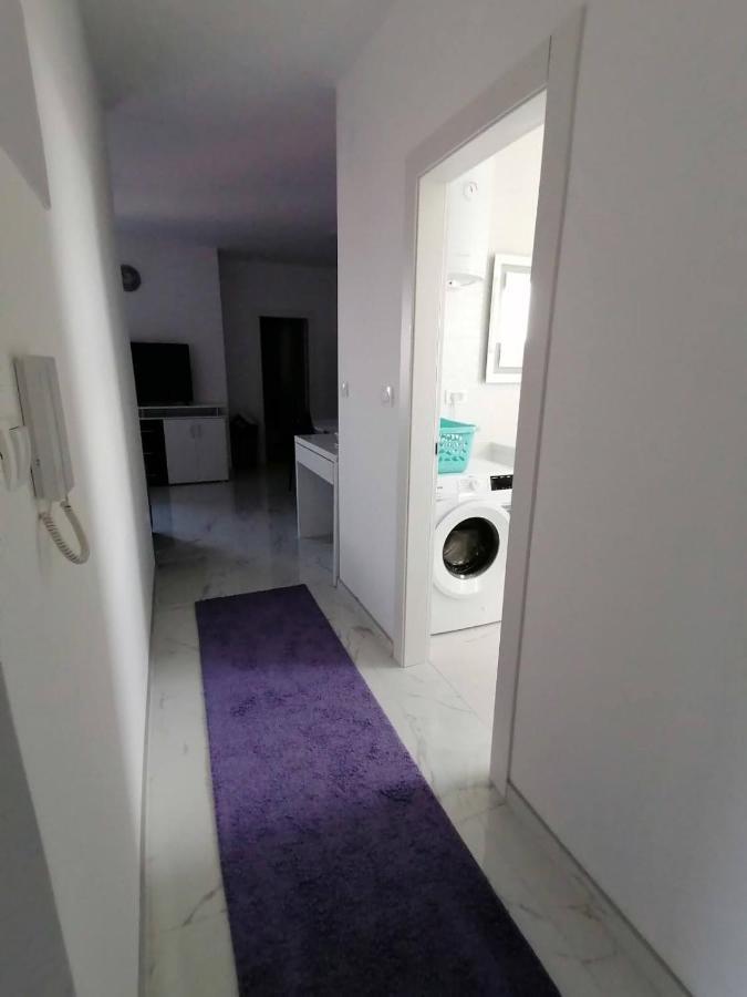 Vila Slavica Vir Exterior foto